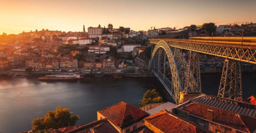 Porto: Private Exclusive History Tour With a Local Expert - Good To Know