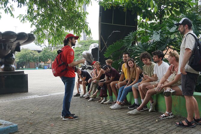 Post-conflict and Violence Tour (after Pablo) in Medellin - Good To Know