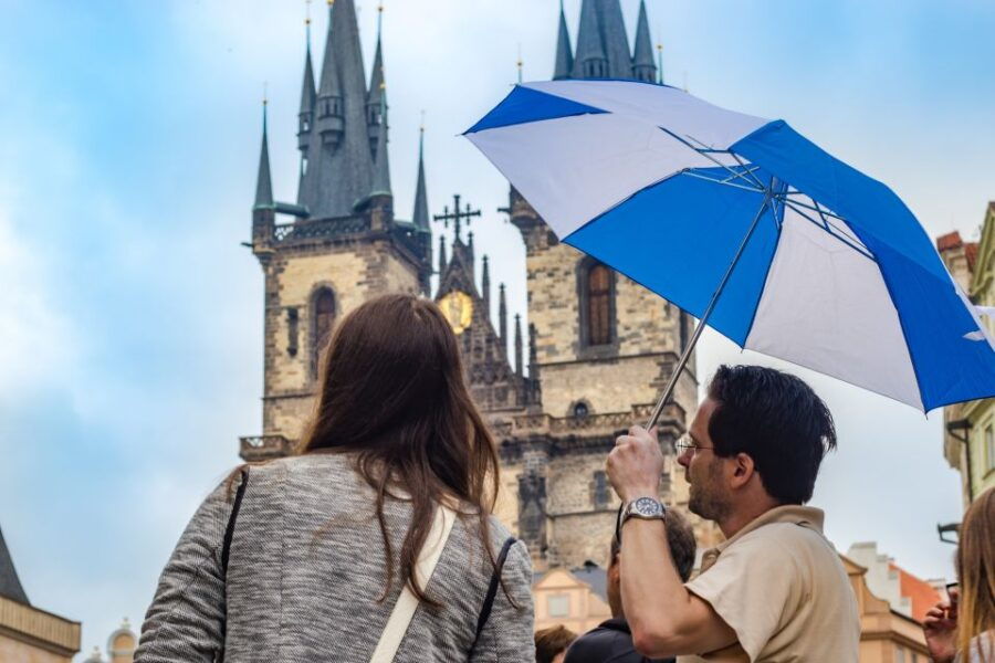 Prague: 3-Hour Walking Tour of Old Town & Prague Castle - Good To Know