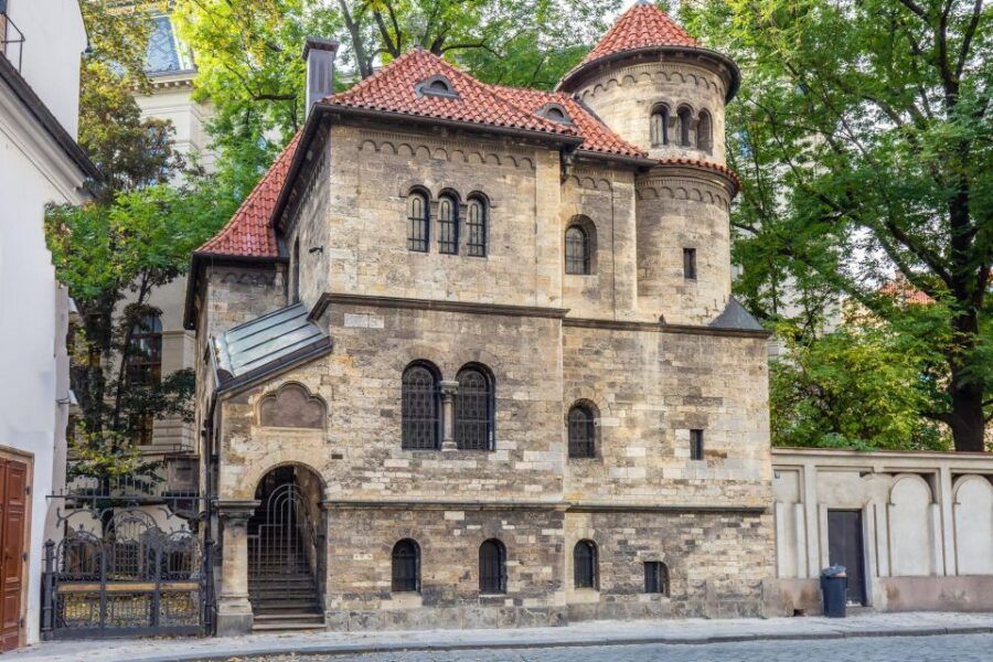 Prague: A Journey Through the History of Jewish Prague - Good To Know