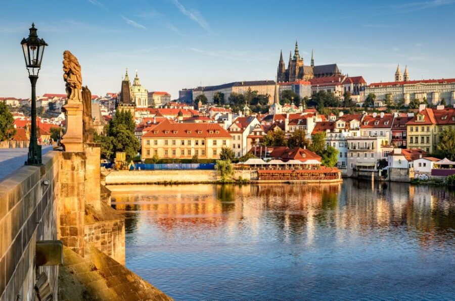 Prague Castle and St. Vitus Cathedral Private Walking Tour - Good To Know