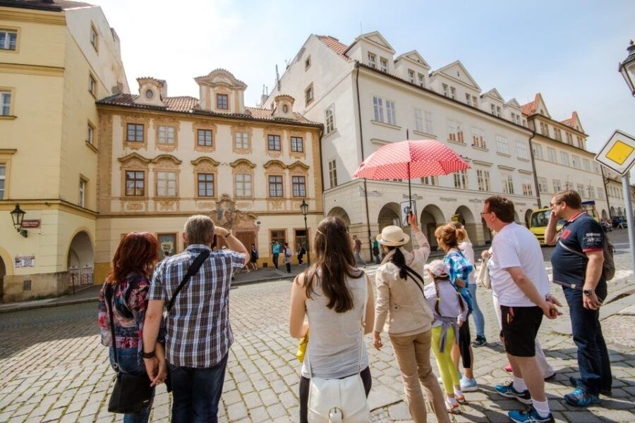 Prague: Guided Bus & Walking Tour With River Cruise & Lunch