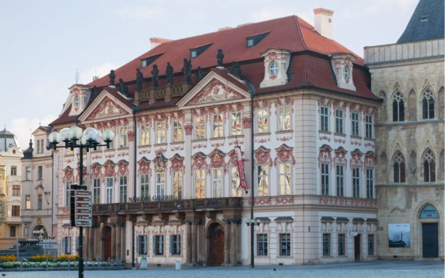 Prague Highlights: Outdoor Escape Game