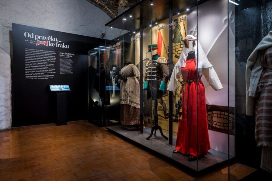 Prague: House at the Golden Ring Entry Ticket - Good To Know