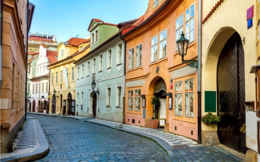 Prague: Old Town Alchemy City Exploration Game - Good To Know