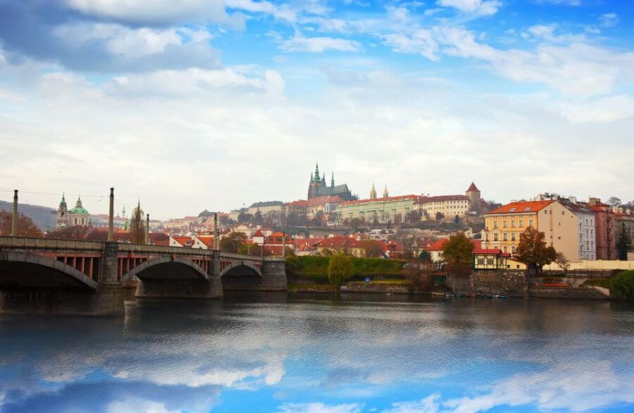Prague: One Day Drive Trip From Vienna - Good To Know