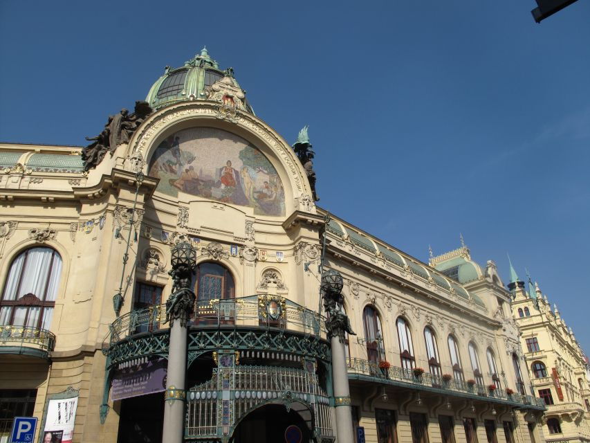 Prague: Private Cubism & Art Nouveau Walking Tour
