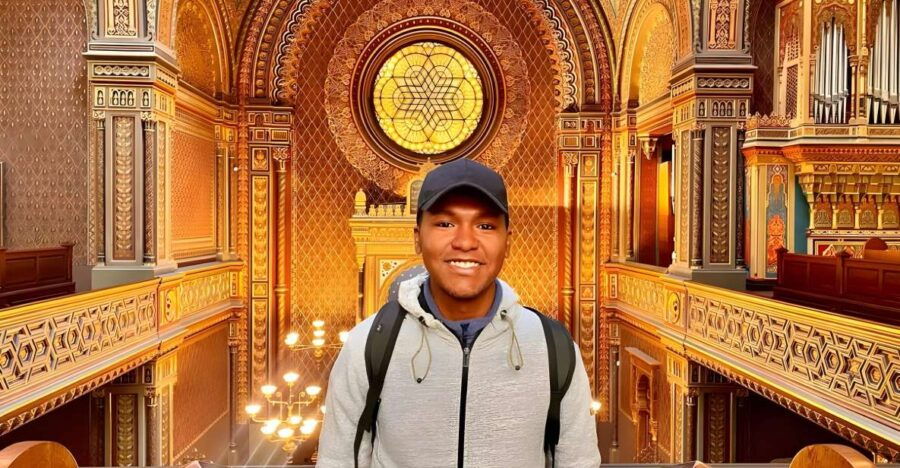 Prague: Private Tour Inside the Jewish Cemetery & Synagogues - Good To Know