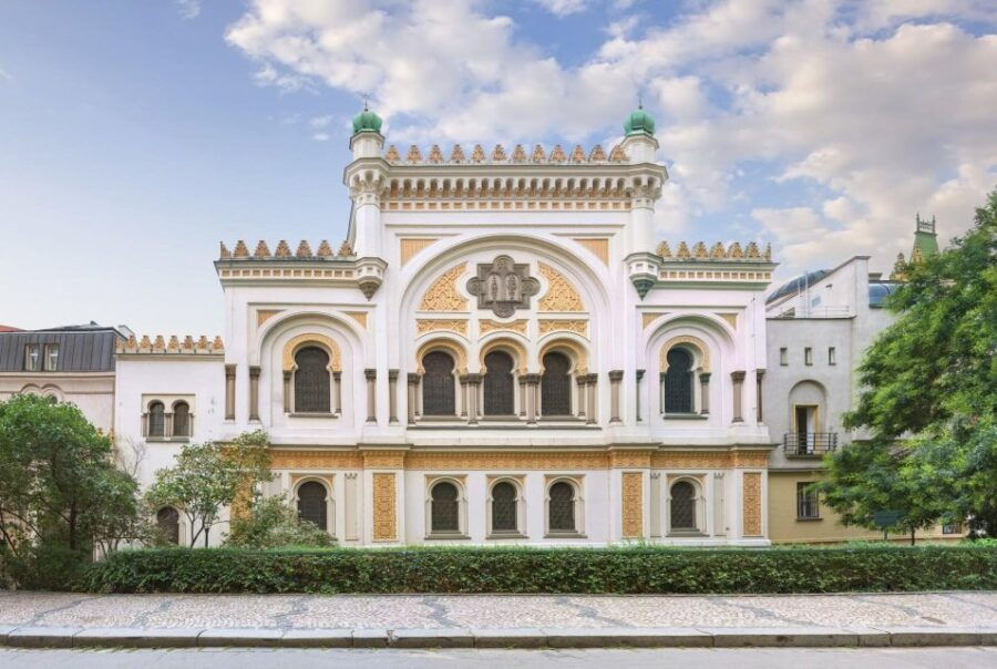 Prague Tour of Pinkas, Klausen, Maze and Spanish Synagogues - Good To Know