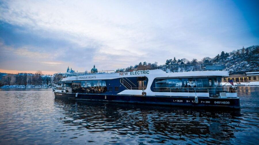 Prague: Vltava River Sightseeing Cruise