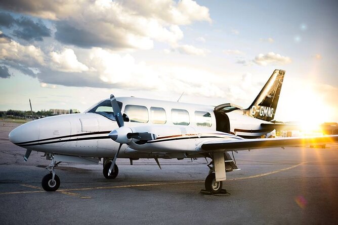 Premium Day Excursion to Kingston With Flight, Cruise and Lunch - Trip Overview