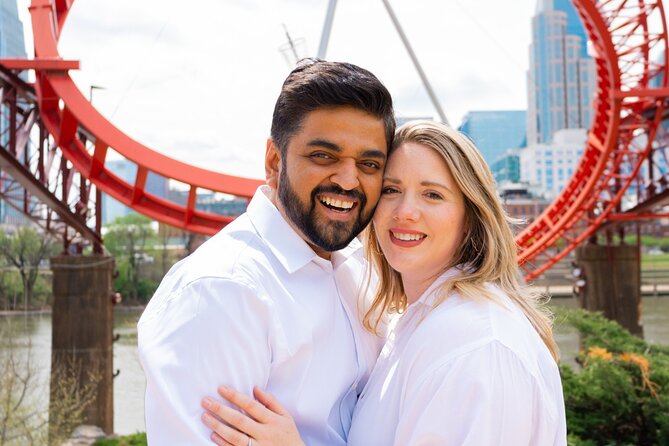 Private 1-Hour Couples Photoshoot - Good To Know
