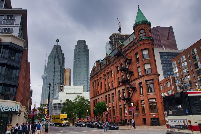 Private 3-Hour Walking Tour of Toronto With Licensed Tour Guide - Good To Know