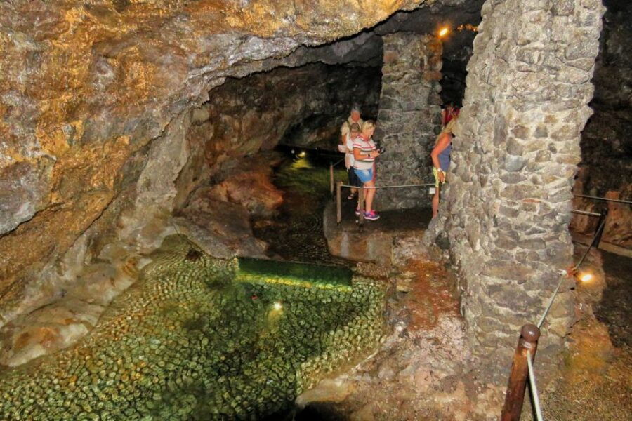 Private 4×4 Tour Wine Experience