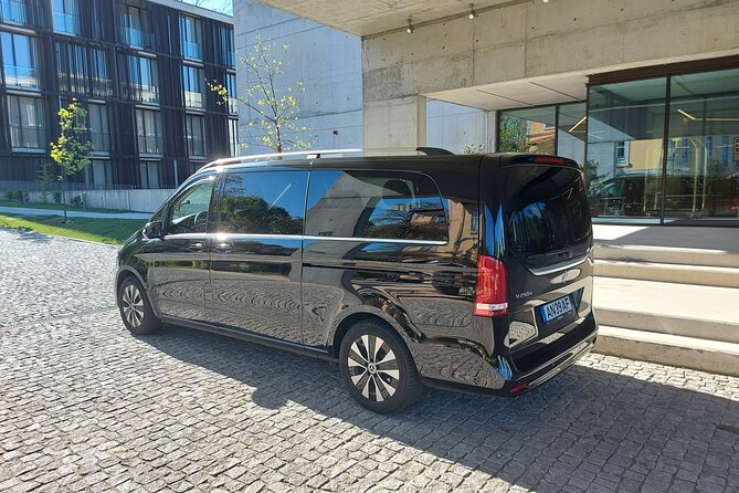 Private Airport Transfer From Porto to Coimbra