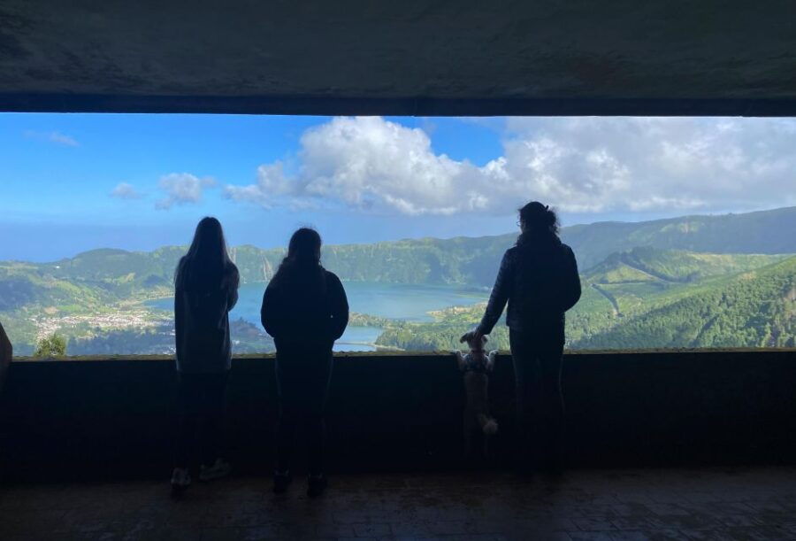 Private Airport Transfer With Sete Cidades Tour Included - Good To Know