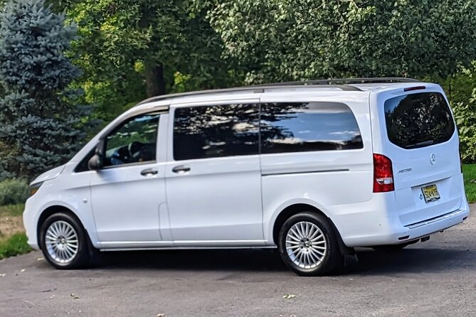 Private Arrival Transfer in Ottawa Airport