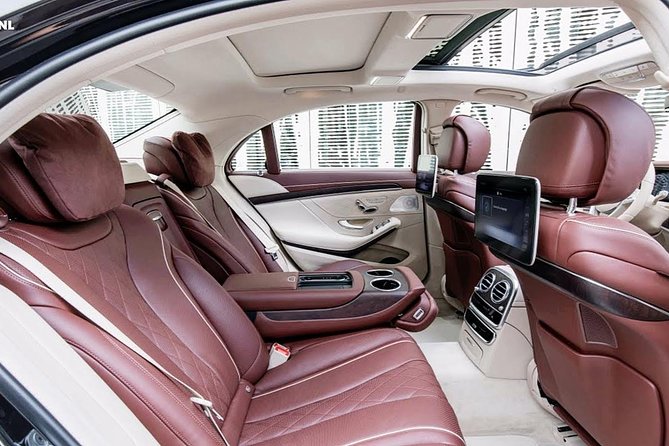 Private Arrival Transfer: Stansted Airport STN to Central London by Luxury Car