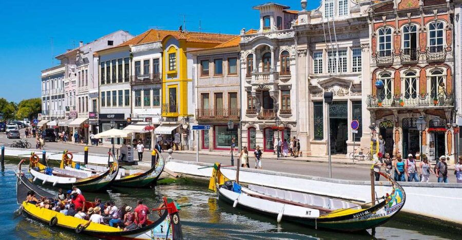 Private Aveiro and Ilhavo Full Day Tour From Lisbon - Good To Know
