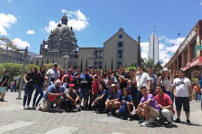 Private City Tour With Metro Cable and Comuna 13