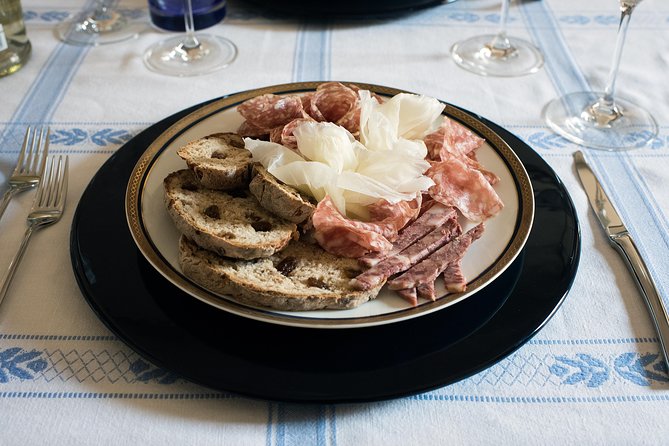 Private Cooking Class at a Cesarinas Home With Tasting in San Gimignano