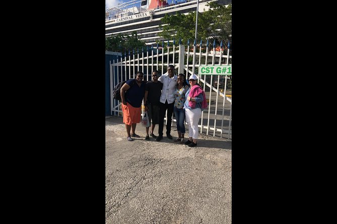 Private & Customize Tour From Montego Bay to Dunns River Falls