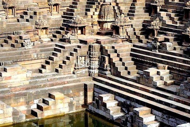 Private Day Tour From Ahmedabad: Modhera, Rani Ki Vav & Patan