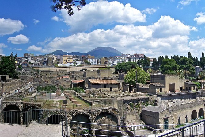 Private Day Tour From Rome to Pompeii and Herculaneum With Hotel Pick up - Good To Know