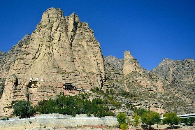 Private Day Tour to Bingling Temple Start From Lanzhou