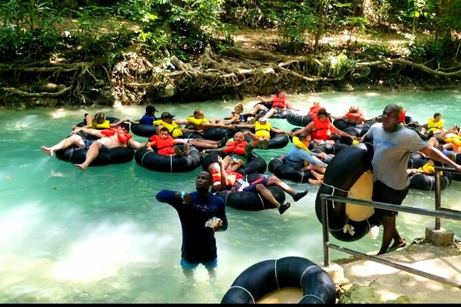 Private Day Tour To Dunn River Falls and Tubing