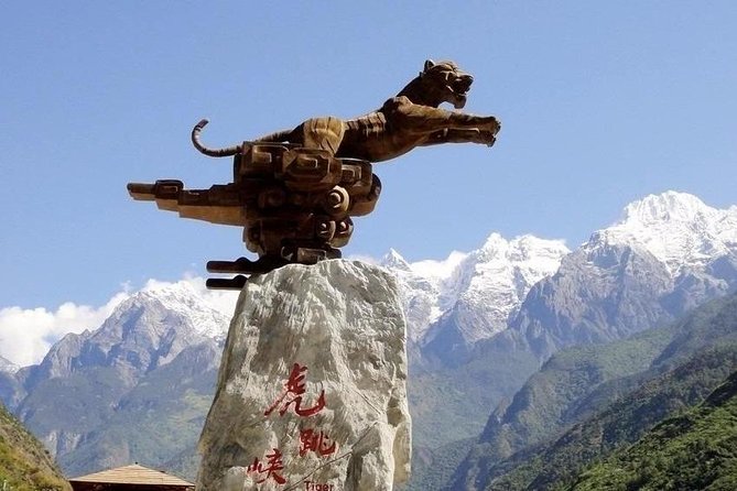 Private Day Tour to Tiger Leaping Gorge Zhiyun Lamaism Monastery From Lijiang - Good To Know