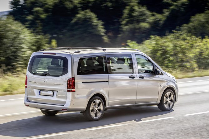 Private Departure Transfer: Casablanca Hotel to Casablanca Airport - Good To Know