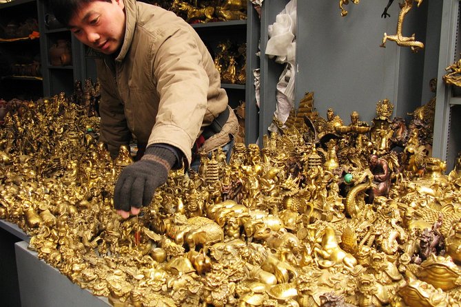 Private Distinctive Market Tour With Shaomai Lunch and Full Massage in Beijing - Tour Highlights