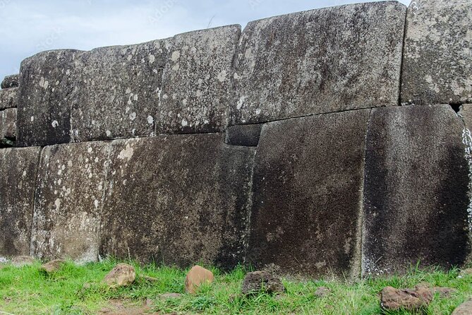 Private Full-Day Easter Island Highlights South and East - Good To Know
