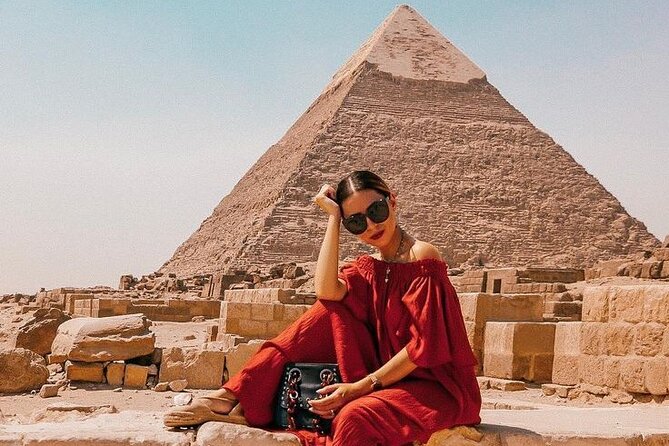 Private Full-Day Tour Giza Pyramids Egyptian Museum & Khan El Khalili Bazaar - Good To Know