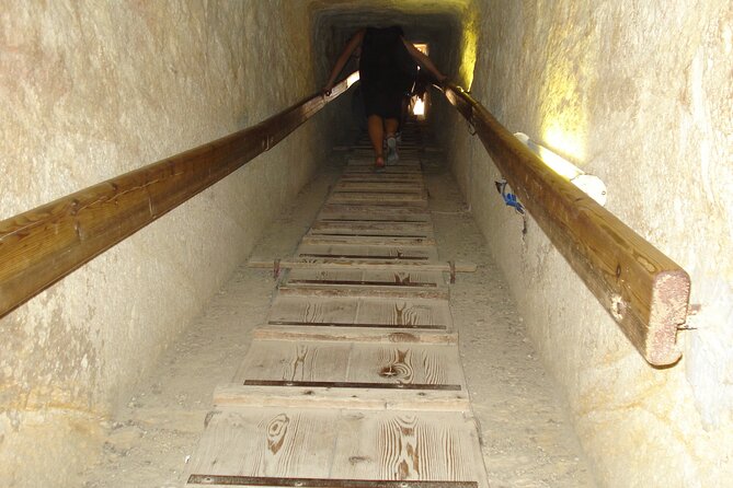 Private Full-Day Tour to Giza, Memphis City and Saqqara Pyramid