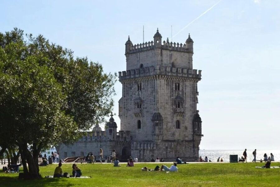 Private Full-Day Tour to Lisboa - Good To Know