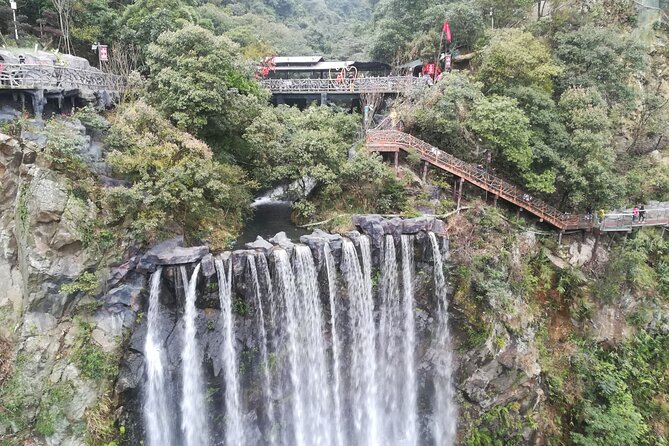 Private Guangzhou Layover Tour to Visit Gulong Gorge Glass Bridge