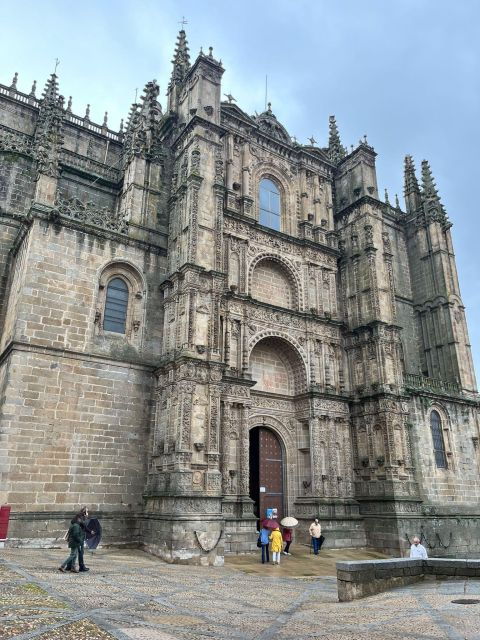 Private Guided Tour of Plasencia - Good To Know