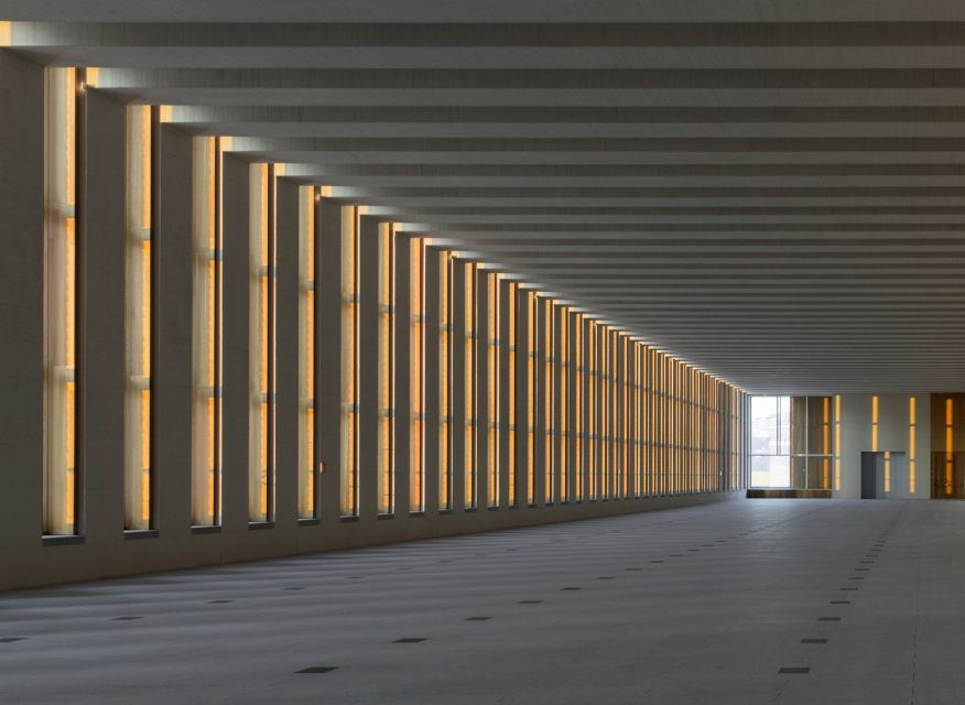 Private Guided Tour Royal Palace & Royal Collections Gallery - Good To Know