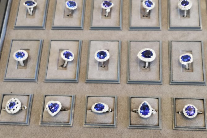 Private Half Day Jewelry and Shopping Tour From Cape Town.