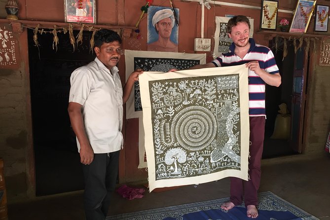 Private Half-Day Tour to a Warli Tribal Village With Art Class  – Maharashtra