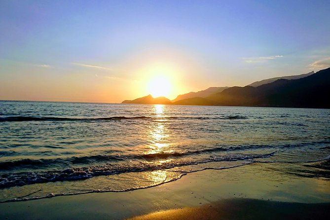Private Hike on the Pirates Route Lopes Mendes – Ilha Grande – RJ
