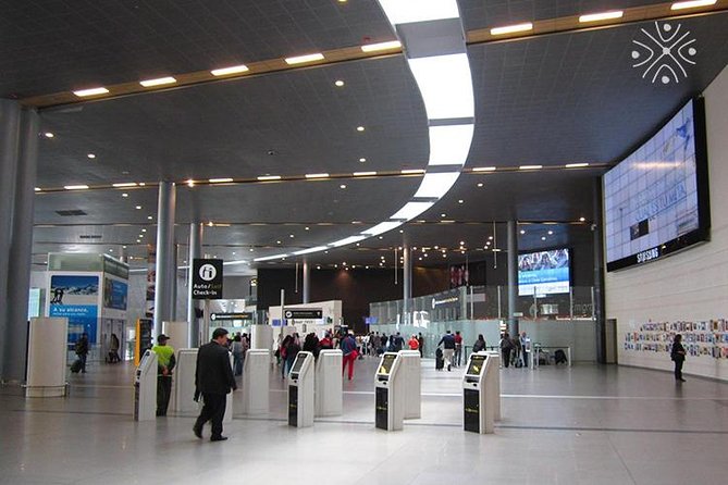 Private Hotel to Airport Transfer Service in Bogota
