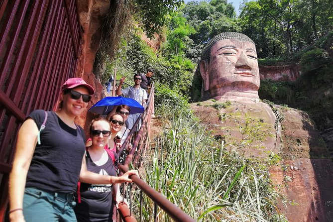 Private Leshan Buddha Day Tour With Local Market Visiting - Good To Know