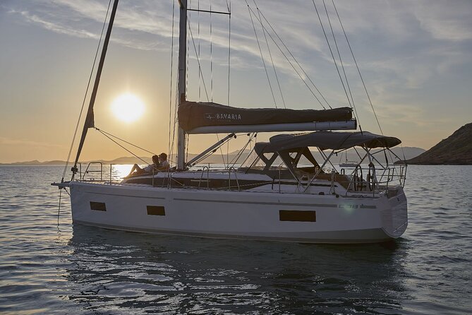 Private Luxury Sunrise Sail-Yacht Cruise - Good To Know