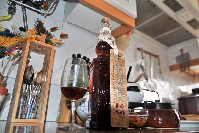 Private Market Tour and Portuguese Cooking in a Local Lisbon Home