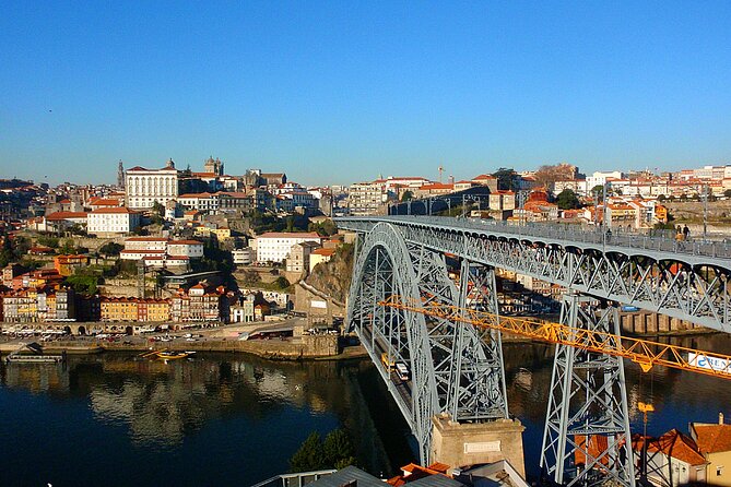 Private ONE WAY Arrival or Departure Transfer From/To Porto AIRPORT - CITY - Good To Know