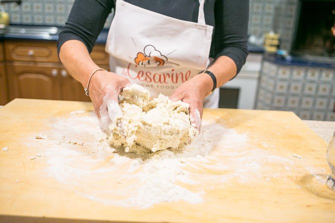 Private Pizza & Tiramisu Class at a Cesarinas Home With Tasting in Varenna - Good To Know