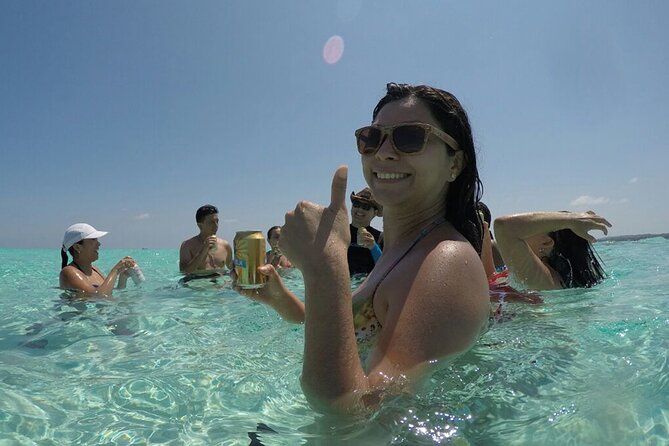 Private Pontoon Day by the Aquarium and San Andres Bay - Pricing and Booking Details